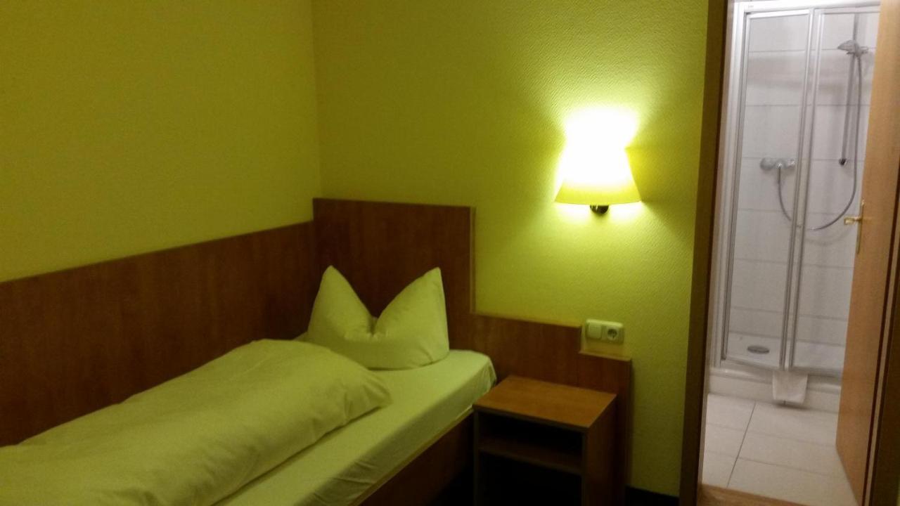 Hotel Thueringer Hof Ebeleben Екстериор снимка